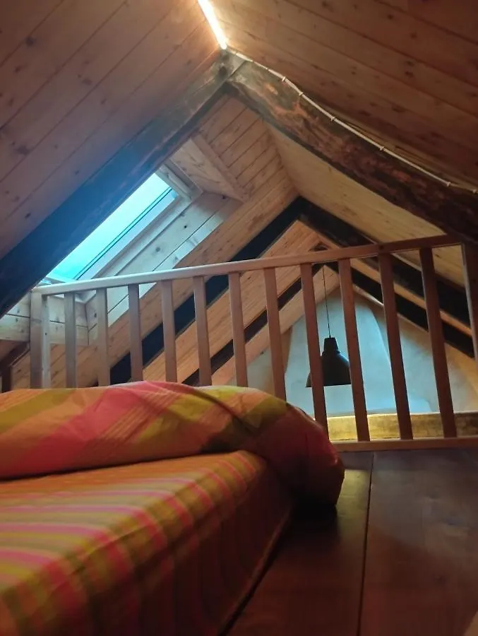 Guest house Chaleureuse Maisonnette Hotel Loperec France